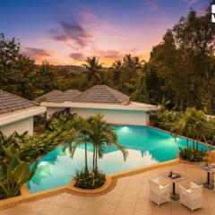 StayVista at Kuhu Natures Retreat with BBQ, Pool