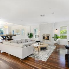 East Lindfield Family Retreat with Pool & Garden
