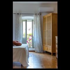 By GrandMa Holiday House