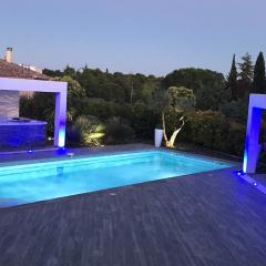 Sublime Villa with Pool and Jacuzzi
