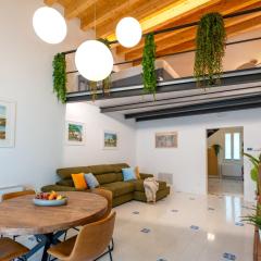 Corte Dama - Live Like a Local in Bari Vecchia