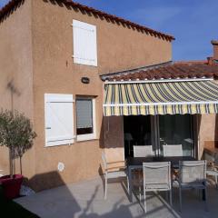 Maison T4 avec jardin à 300 m de la plage