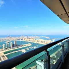 Luxurious 2BR Apartment with Stunning Views