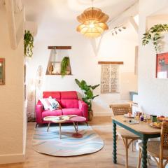 #36 Bright Eagle Nest Old town 5 mins from sea AC Wifi