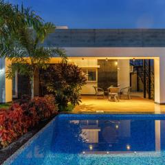 The Serenity Haven by StayJadePrivate PoolLawn