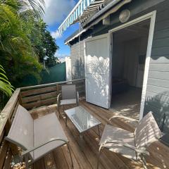 Appartement confortable à Baie-Mahault, 35 m² avec terrasse