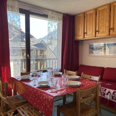 Appartement Montgenèvre - 2 chambres, balcon, lave-linge, TV - FR-1-330D-79