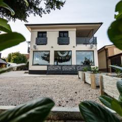 San Marco - Na Brněnské ulici