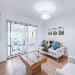 Cosy Harrow home in a popular location