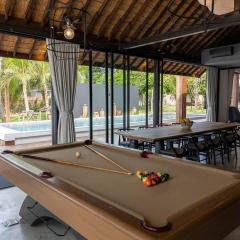 Kalamari Luxury Beach Front Villa