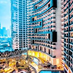 Poblacion Stay with Pool Gym Jacuzzi and Pool Table