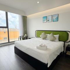 Firework view 2 Bedrooms - The Shore Apartment