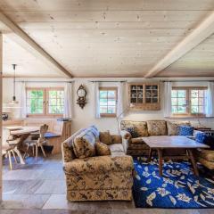 Laax Chalet by Quokka 360 - Charming Chalet with private patio