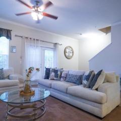 Stylish and cozy townhome!