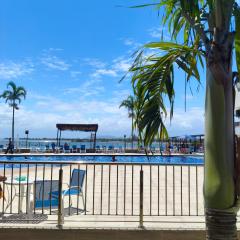 Arraial do Cabo - Golden Lake