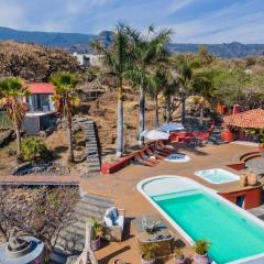 Private 5-Bedroom Compound with Pool Tepoztlán Retreat