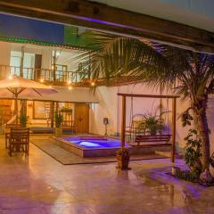 Hb-m8 House With 8 Bedrooms, Pool And Near The Sea