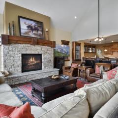 Silver Star #18 - 4 Bed Cottage w Spa