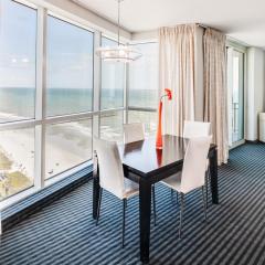 New HIGH 2BR 20th FLOOR, Direct Oceanfront, Pools!