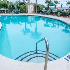 Direct 1BR Oceanfront Views at Palms Nice Pools!
