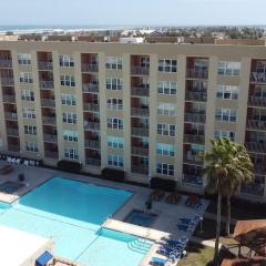 EZ Beach Access Great Family Condo SpaceX view