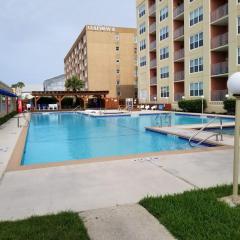 BBQ Pits Private Beach Access Pool & Hot Tub
