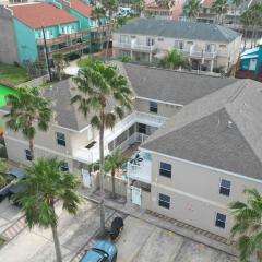 Pool Easy Beach Access Ground Floor w-Patio