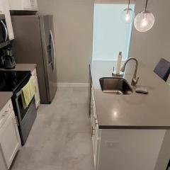New Waterfront Bungalow Fisherman's Paradise