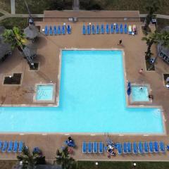 Beachfront Hotspot New Furnishings Pool 1s