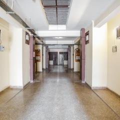 Hotel O Av Residency Near Botanic Garden Of Indian Republic