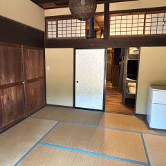 築150年の古民家ゲストハウスひとたび