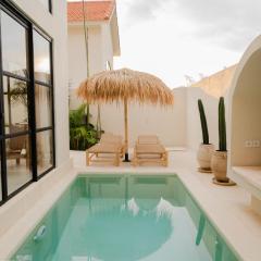 Villa Indah Rose Canggu Bali