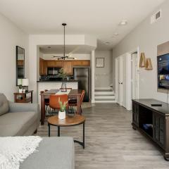 3-BR Condo BBQ Heated Pool Near DisneyMalls