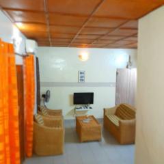 Appartement entré personnelle de 2 chambres salons à fidjrossè cotonou