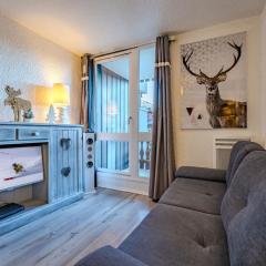 Slopeside 1BR Balcony & Views in Val Thorens for 4