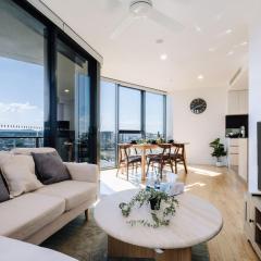 Skyline Serenity 2BR Apt with River & City Views