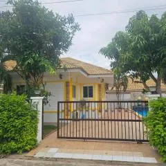 Barn sabai pool villa