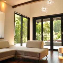THE LUGNT - Luxurious private villa surrounded by nature -