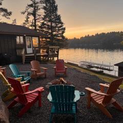 Private 6-Bdrm Lodge on 1000ft Sandy Lakeshore