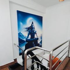 Spacious 5-Bedroom- TheNest Heritage Villa Near Pashupati- Luxury Stay in Kathmandu