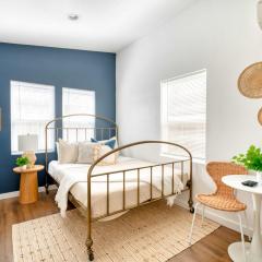 Stay Portland - Beach Vibes Getaway near Burnside & Laurelhurst!