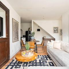 Stay Portland - Historic 6BR - Walk to NW Shops - Sleeps 12