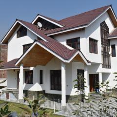 KongPosh by The Guiding Monk