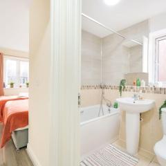 3Bedroom 5Bed 2Bath Ensuite Prv-Parkin x2