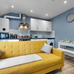 Central Location I King Size Bed Work stays