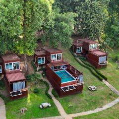 19 Degrees Resort