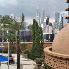 The Golden Suites at Berjaya Times Square Kuala Lumpur