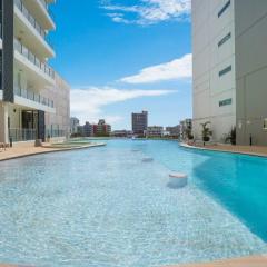 Inner City Apt Pool Free Parking