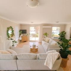 Waterfront bliss, spacious corner block