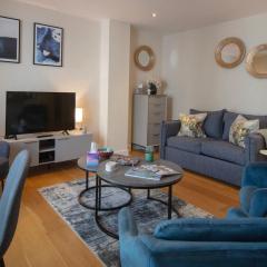 Westminster two bed one bath sleeps 5 with Air-Con